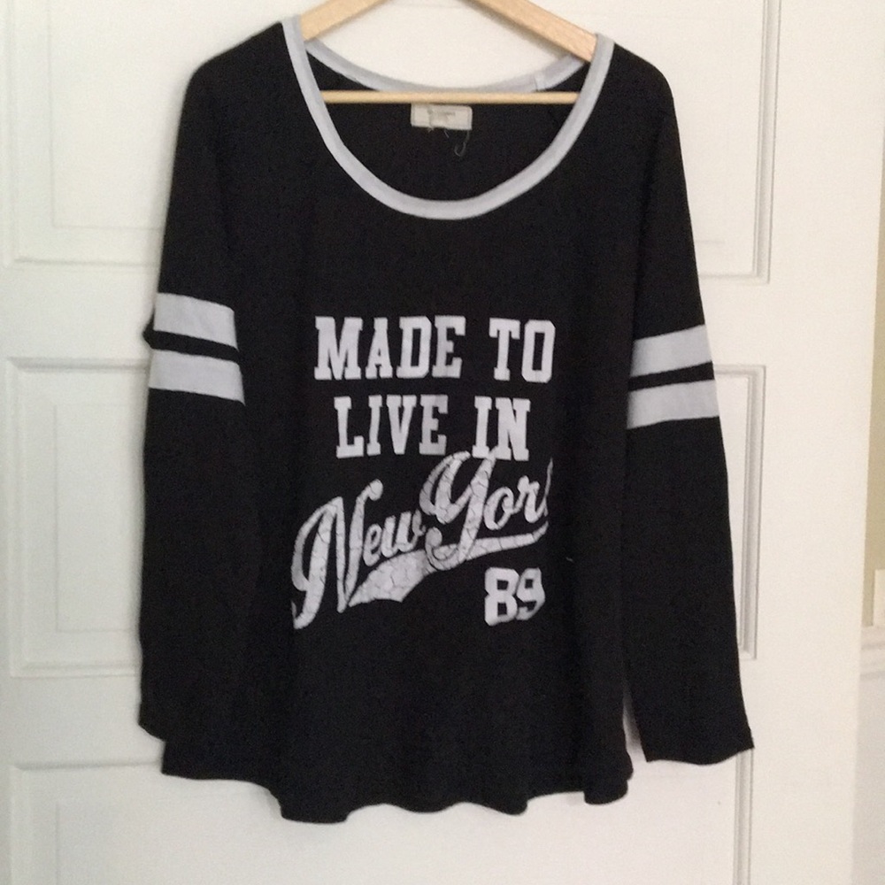 Plus sized thermal ringer New York shirt